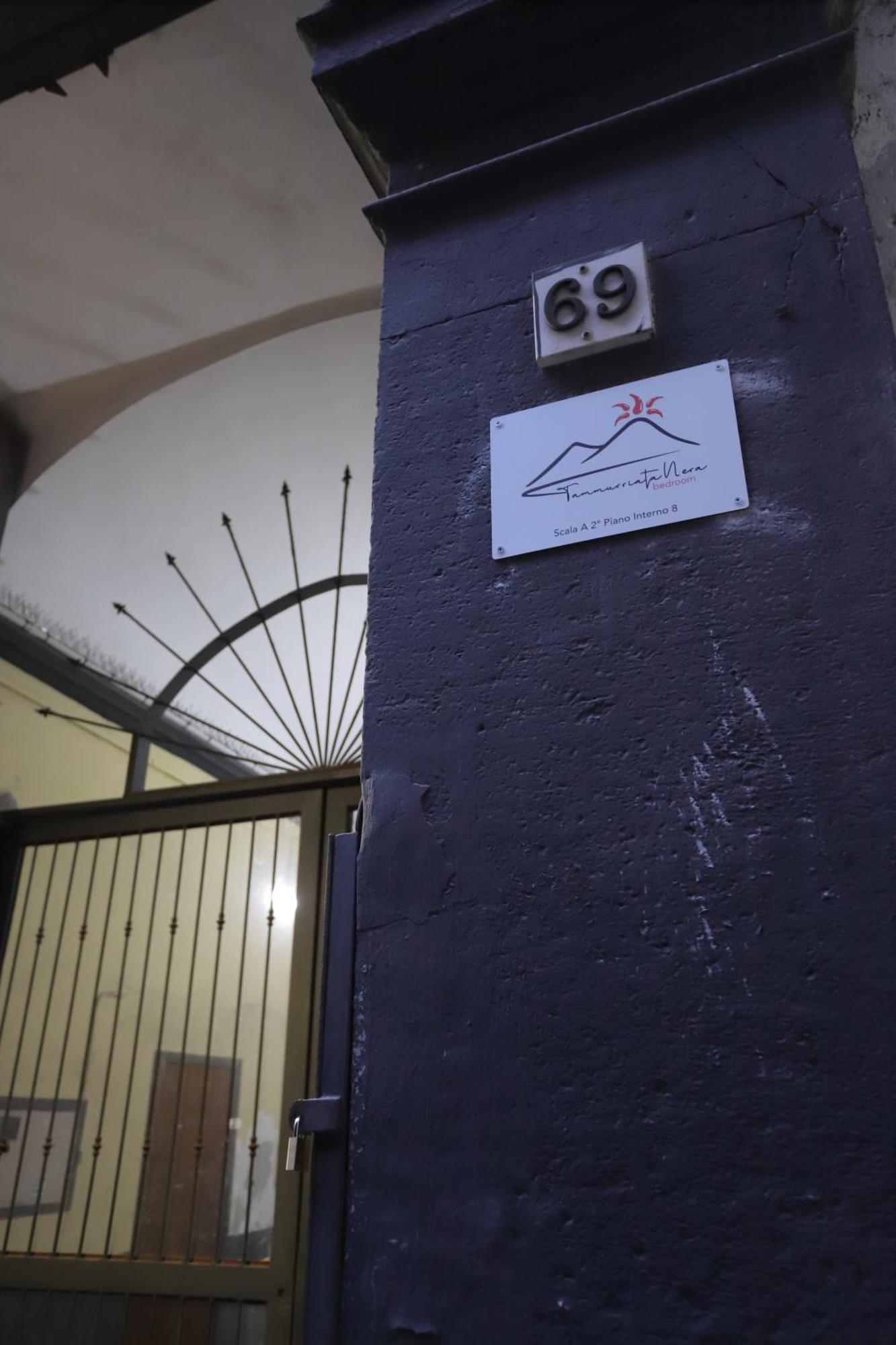 Tammurriata Nera Bedroom Napoli Esterno foto
